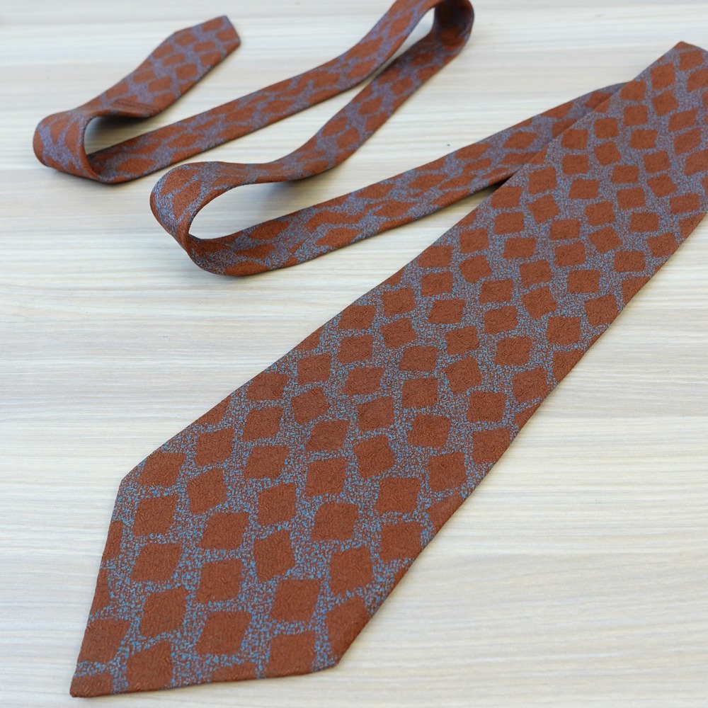 Vintage GIORGIO ARMANI Silk Tie Mens Brick Red Italian Diamond Geo Rust ITALY